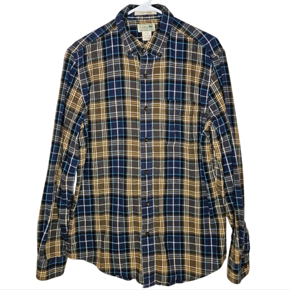 L.L. Bean Slightly Fitted Checkered 100% Cotton Flannel Shirt Button Up Casual